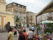 Piazza San Domenico,piazza centrale del paese