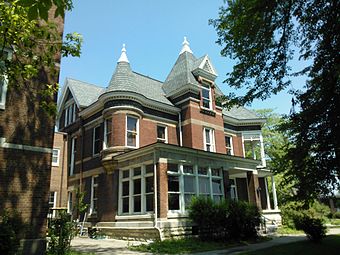 Max Peterson House.jpg