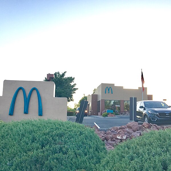 File:McDonald's (Sedona).jpg