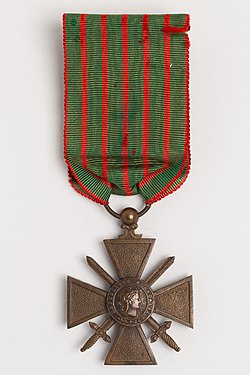 Военный крест 1914—1918 (аверс)