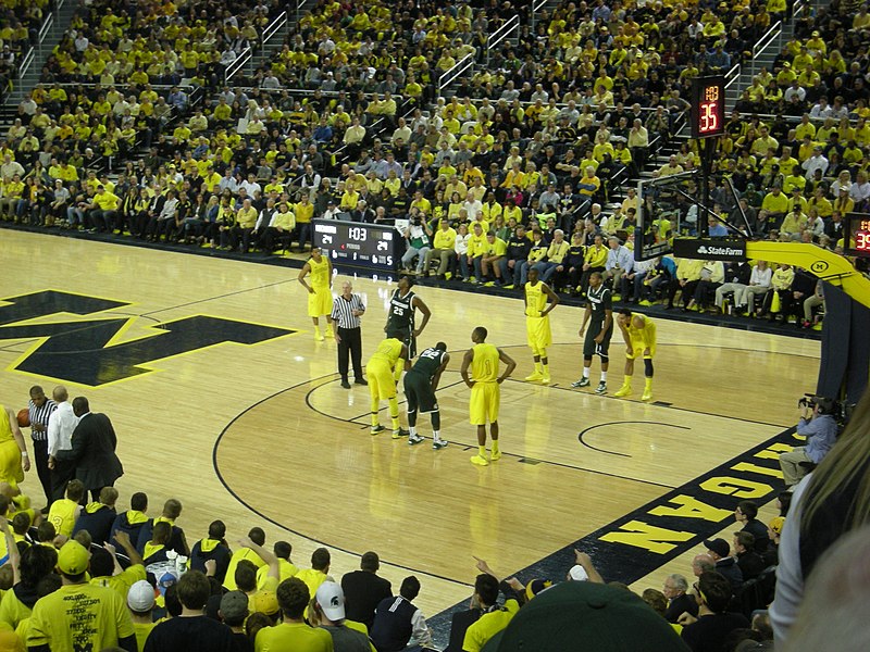 File:Michigan State vs. Michigan men's basketball 2013 08 (in-game action).jpg