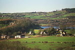 Ogston Hall und angebrachter Stallblock