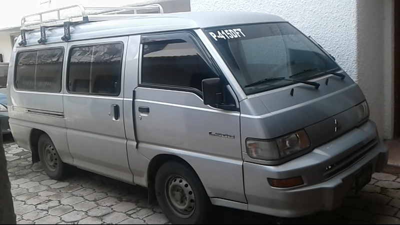 File:Mitsubishi Delica L-300.png