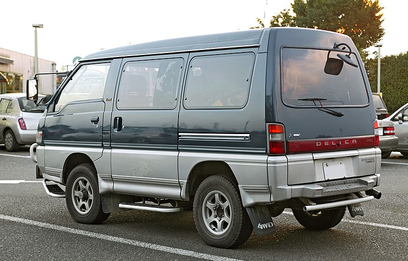 File:Mitsubishi Delica Star Wagon 002.JPG