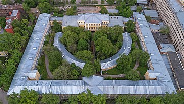 Файл:Moscow_05-2017_img20_Lefortovo_Palace.jpg