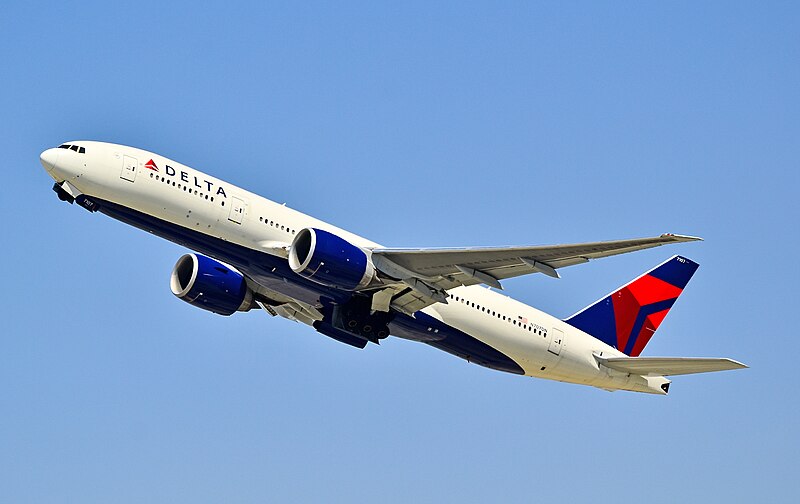 File:N707DN Delta Air Lines Boeing 777-232-LR - 7107 (cn 39091-781) (7073261219).jpg