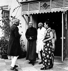 Chiang Kai-shek and his wife Song Meiling with Mahatma Gandhi and Jawaharlal Nehru Nehru Chiang Gandhi Madame Chiang 10 Feb 1942 India.jpg