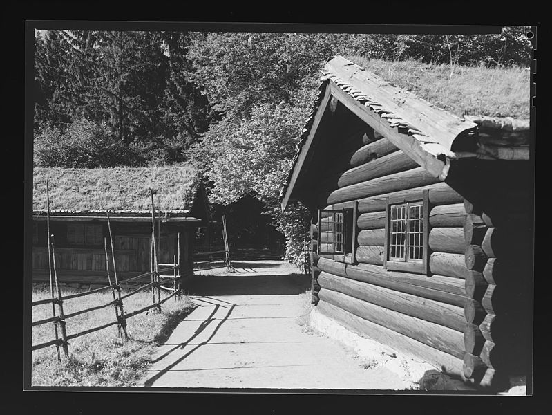 File:Norsk Folkemuseum - no-nb digifoto 20160715 00018 NB MIT FNR 17801.jpg