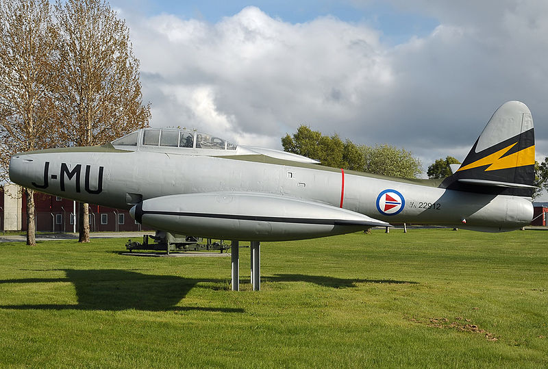 File:Norwegian Air Force Republic F-84G Thunderjet Bidini-1.jpg