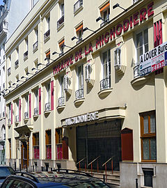 P1190900 Paris II tiyatro de la Michodiere rwk.jpg