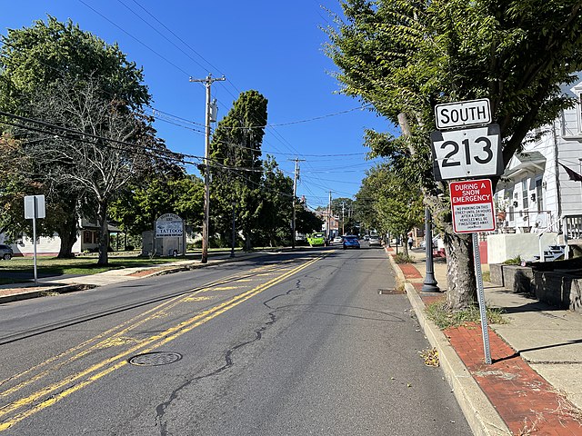 PA 213 southbound past PA 413 in Langhorne