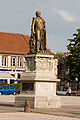 La statue Lobau (Maréchal Mouton) sur la place d’Armes.