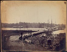 Pontoon bridge across the James River Pontoon bridge across the James River.jpg