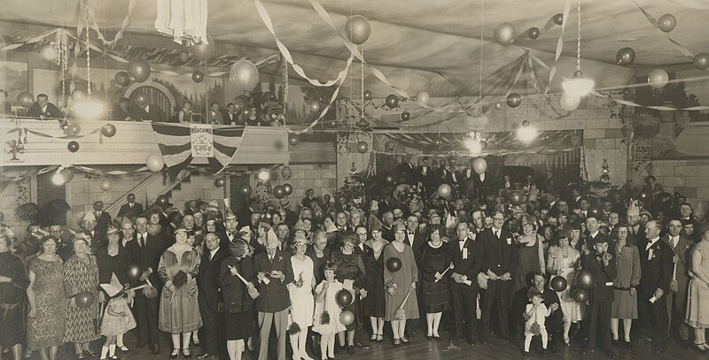 File:Portland Police Reserve dance Belland s Hall on Thursday, November 18, 1926.jpg