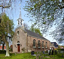 Blick auf die Dorfkirche