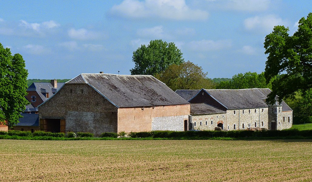 La ferme du Mesnil Ã   QuiÃ©velon.-  Parc naturel rÃ©gional de l'Avesnois, dans le  Nord France