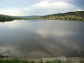 Lacul din Câmpenești