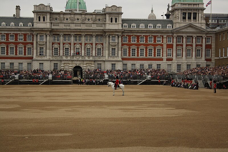 File:Rehearsal of the Queen's Birthday parade, 3 June 2012 19.JPG