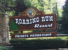 Roaring Run Resort, Champion PA, kirish belgisi va logo.jpg