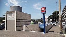 Roma Eur metro Palasport viale America.jpg