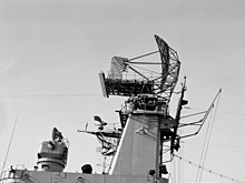 SPS-2 antena di atas kapal USS Northampton (CLC-1) c1954.jpg