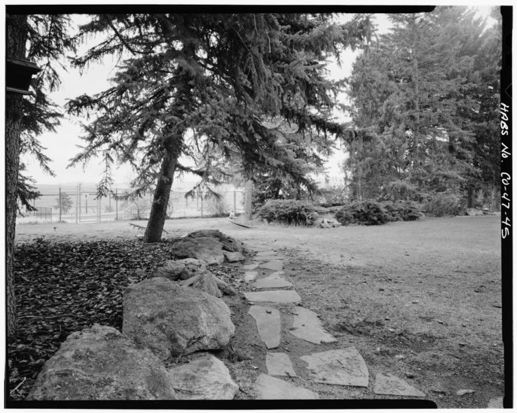 File:SWIM POOL AND FISH POND LANDSCAPE - VIEW LOOKING SOUTHWEST HABS, COLO, 18-SED.V, 1J-1 - Highlands Ranch, 161 Holman Way, Sedalia, Douglas County, CO HABS COLO,18-SED.V,1-45.tif