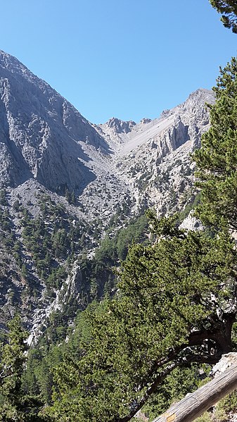 File:Samaria - panoramio.jpg