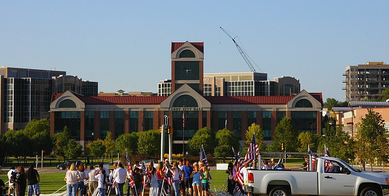 File:Sandy, Utah city hall.jpg