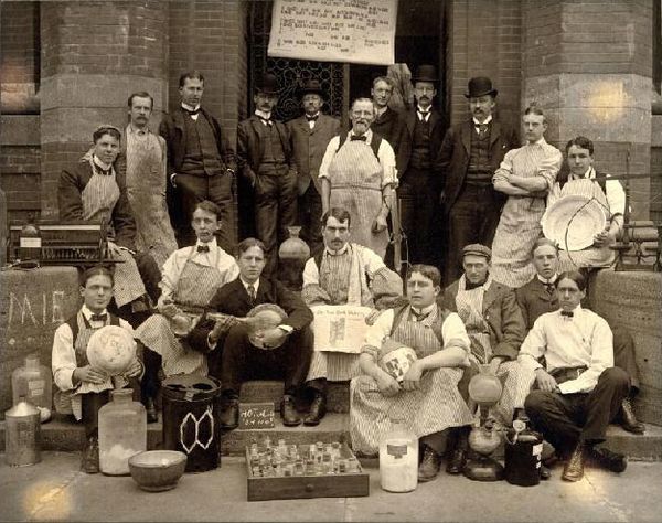 Chemistry Class in 1898