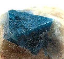 Kristall i oktaederform