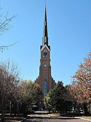St. Matthew's German Evangelical Lutheran Church (1872), de John Henry Devereux, en Charleston.