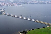 Stralsund, Rügendammbrücke und neue Rügenbrücke über den Strelasund (2011-05-21)