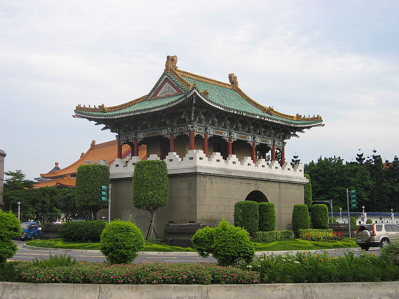 File:Taipei East Gate (0395).JPG