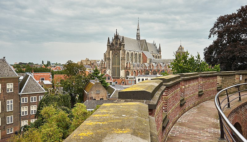 File:The Hooglandsekerk, seen from the Burcht fortress, Leiden.jpg