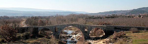 Vue de l'est avec en fond le Luberon.