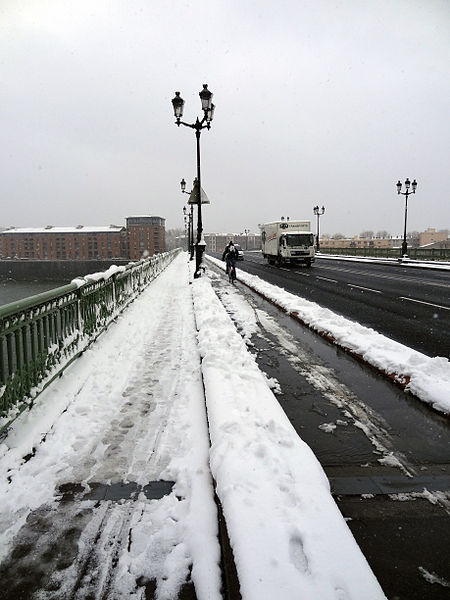 File:Toulouse neige 20130225 Pont des Catalans.jpg