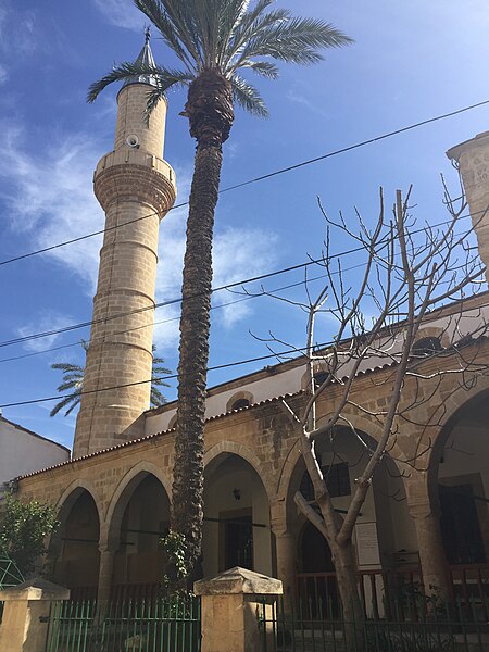 File:Turunçlu mosque.JPG