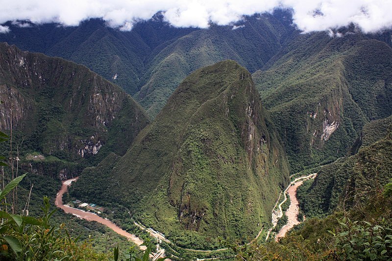 File:Urubamba River, view from Machu Picchu - panoramio.jpg