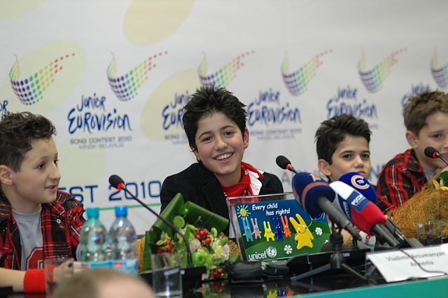 Vladimir Arzumanyan representing Armenia, who won the 2010 contest with the song "Mama"