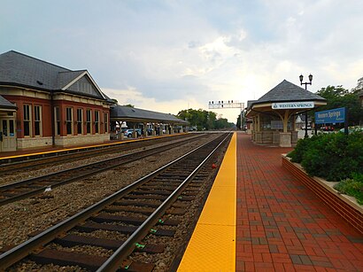 How to get to Western Springs Station with public transit - About the place