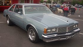 '78 Pontiac Laurentian Coupe (Oranje Julep '10).jpg