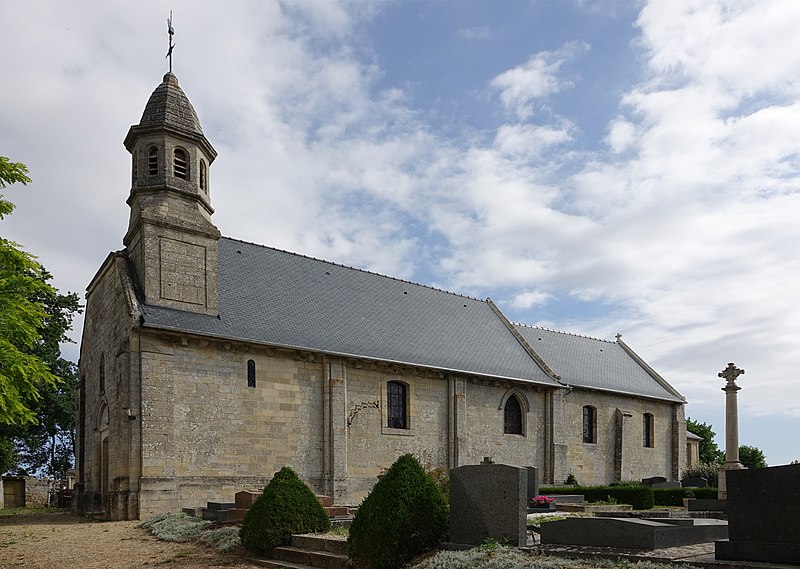 File:Église Saint-Vigor (Colomby-Anguerny).jpg