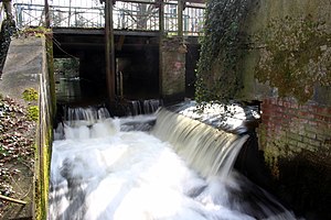 Wapelbach Ölbach: Flussverlauf, Infrastruktur am Ölbach, Geologie