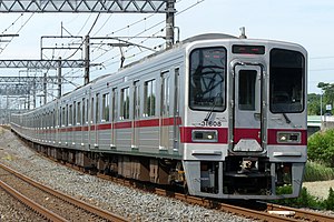 東武鉄道30000系電車.jpg