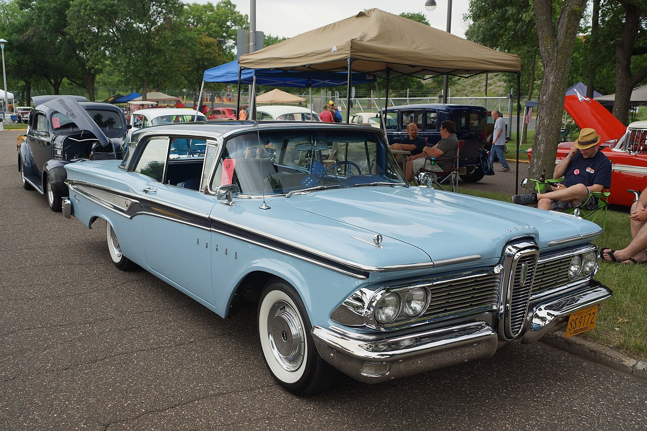 Image of 1959 Edsel Corsair (27173396414)