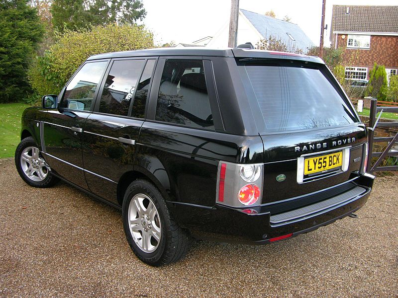 File:2006 Range Rover TD6 Vogue - Flickr - The Car Spy (17).jpg