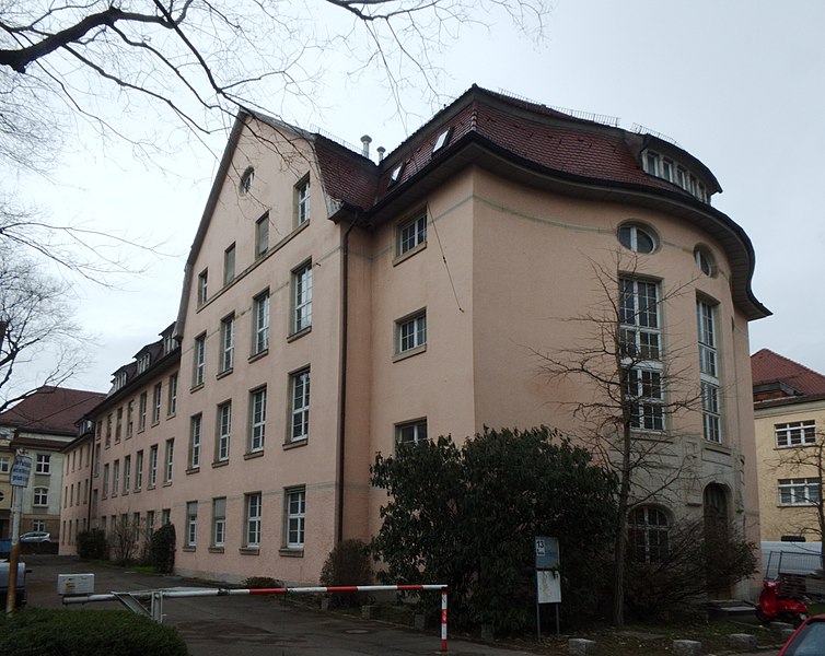 File:20170306 Stuttgart - Wiederholdstraße 13.jpg