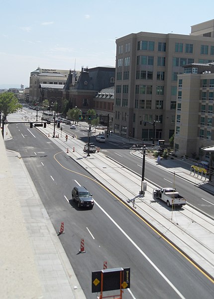 File:400 West UTA TRAX construction - 23 August 2012.JPG