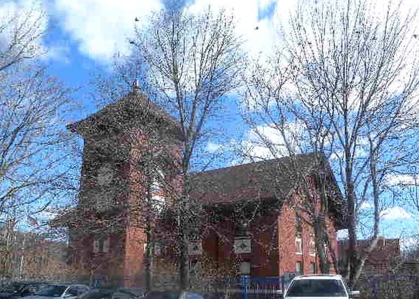 NYPD 52nd Precinct building at 3016 Webster Avenue