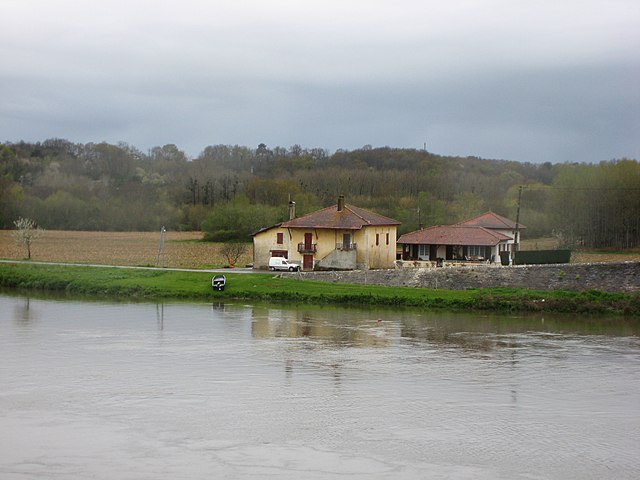 File:Adour-port-de-lanne-001.jpg